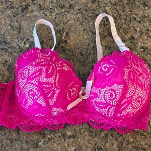 Lace Underwire Bra in Vibrant Pink